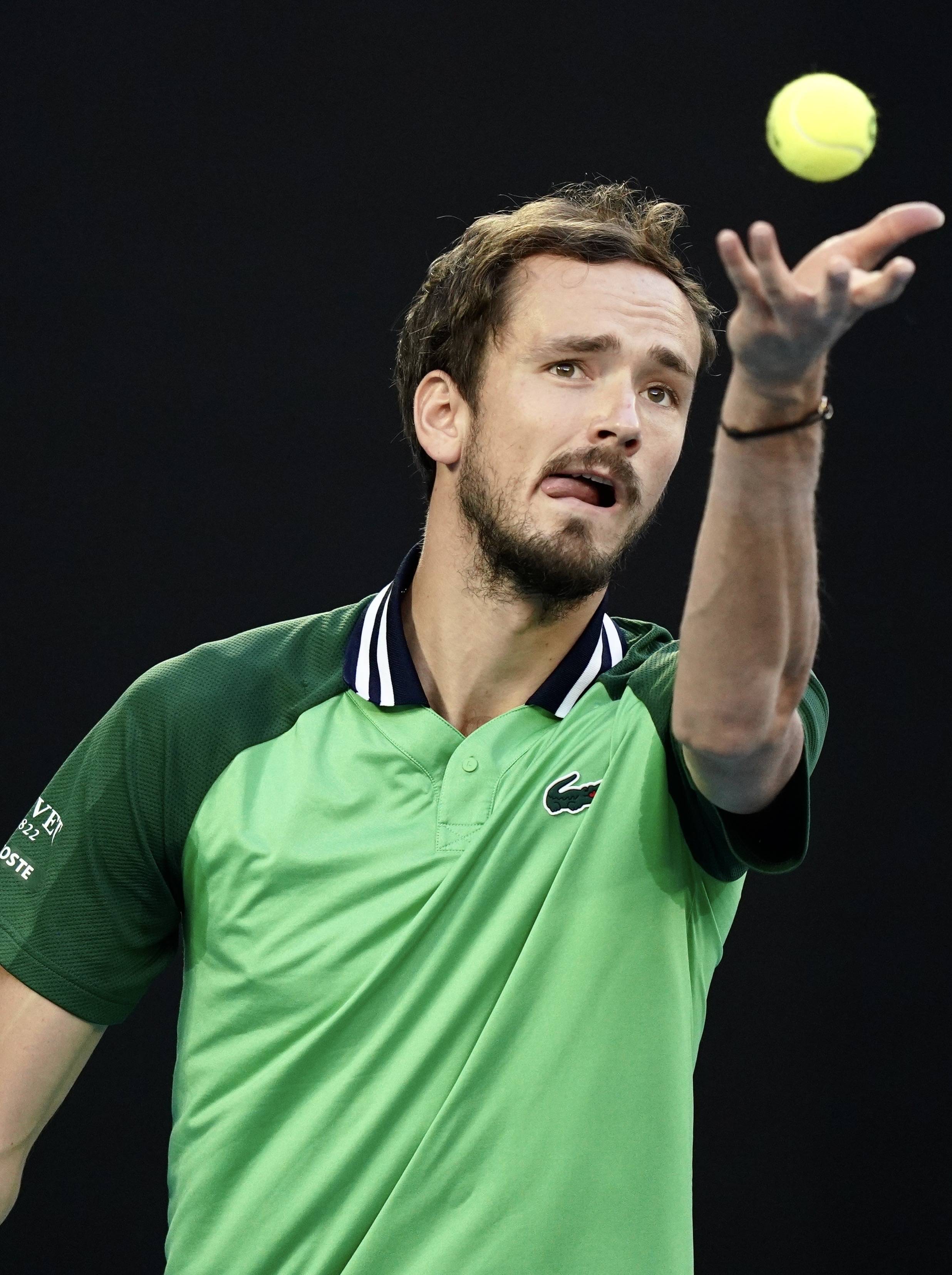 开云下载-包含英国网球队险胜美国网球队，梅德韦杰夫完成帽子戏法的词条