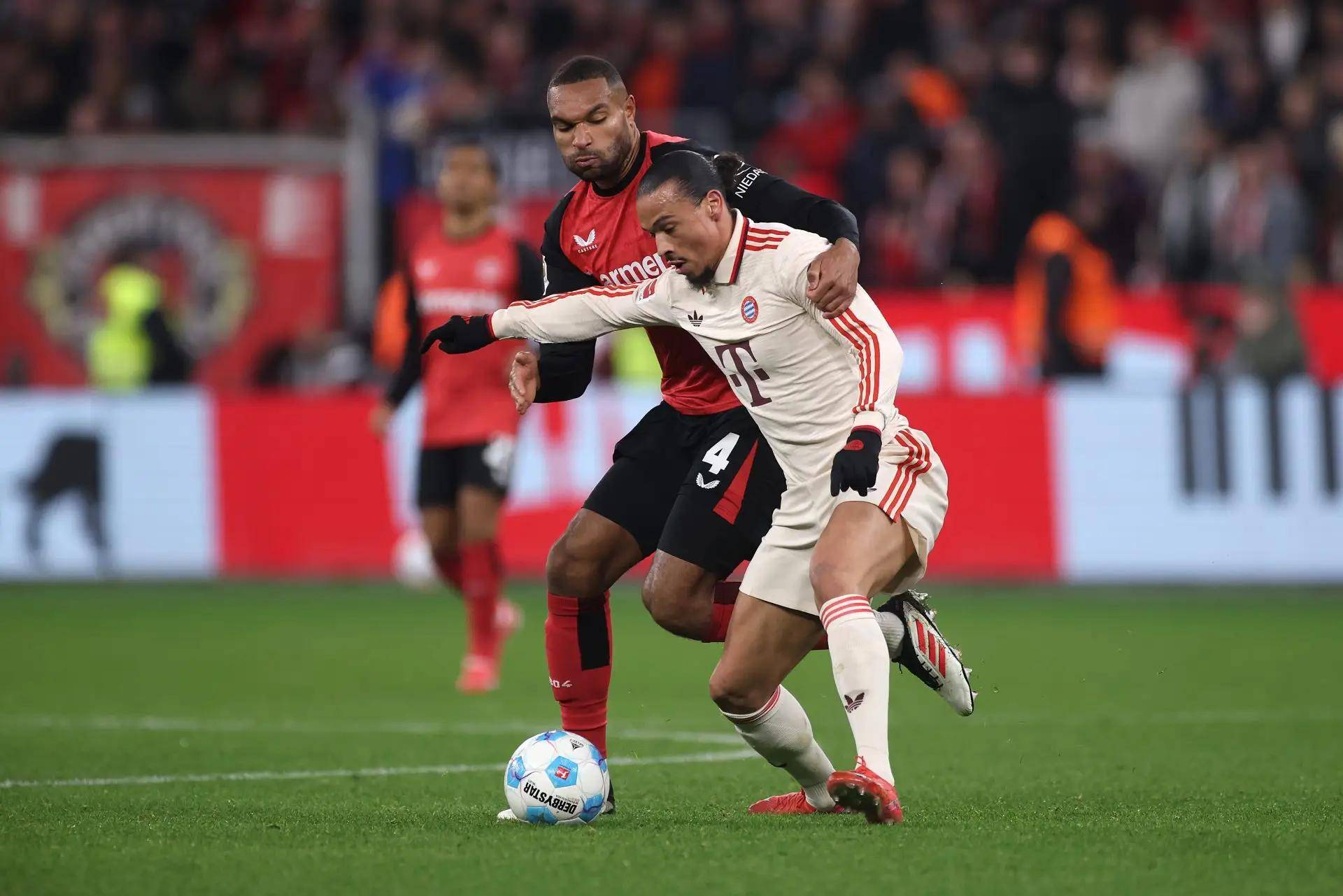 包含紧张时刻欧预赛，球队备战全力以赴，迎接挑战的词条