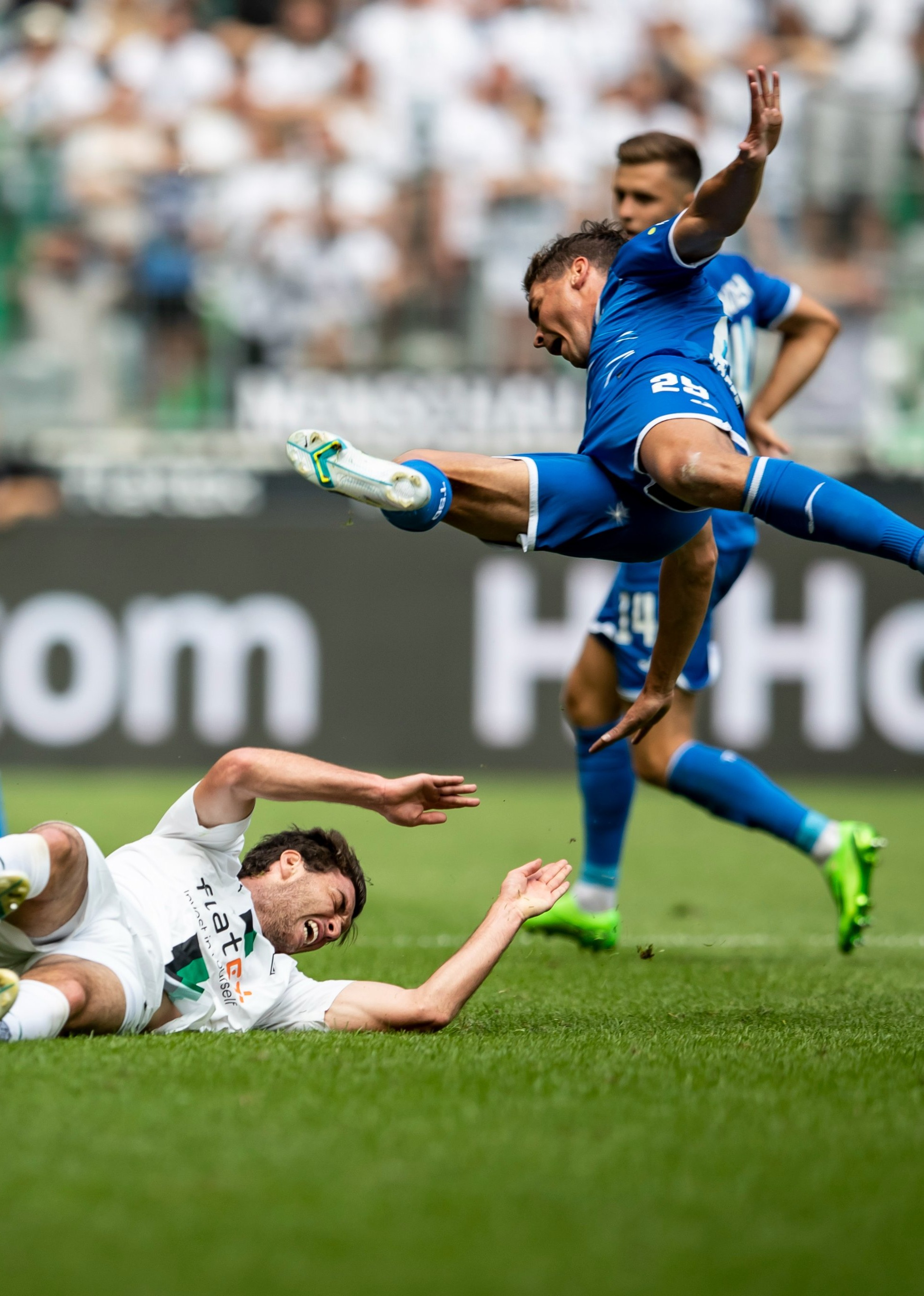 门兴格拉德巴赫在客场发挥出色的简单介绍