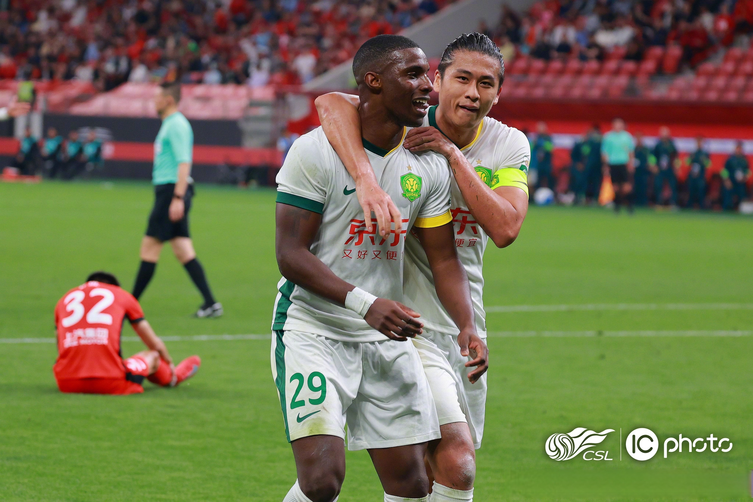 国安接连失球，主教练大声呼吁球队自省