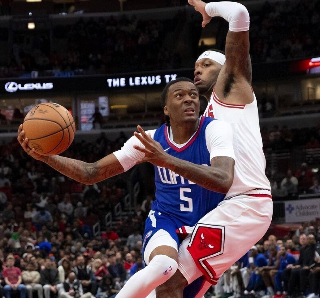 快船胜国王乔治生涯新高+，连胜榜首的简单介绍