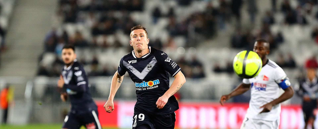 开云下载-瓦朗谢纳主场战平亚眠，难有取胜机会的简单介绍