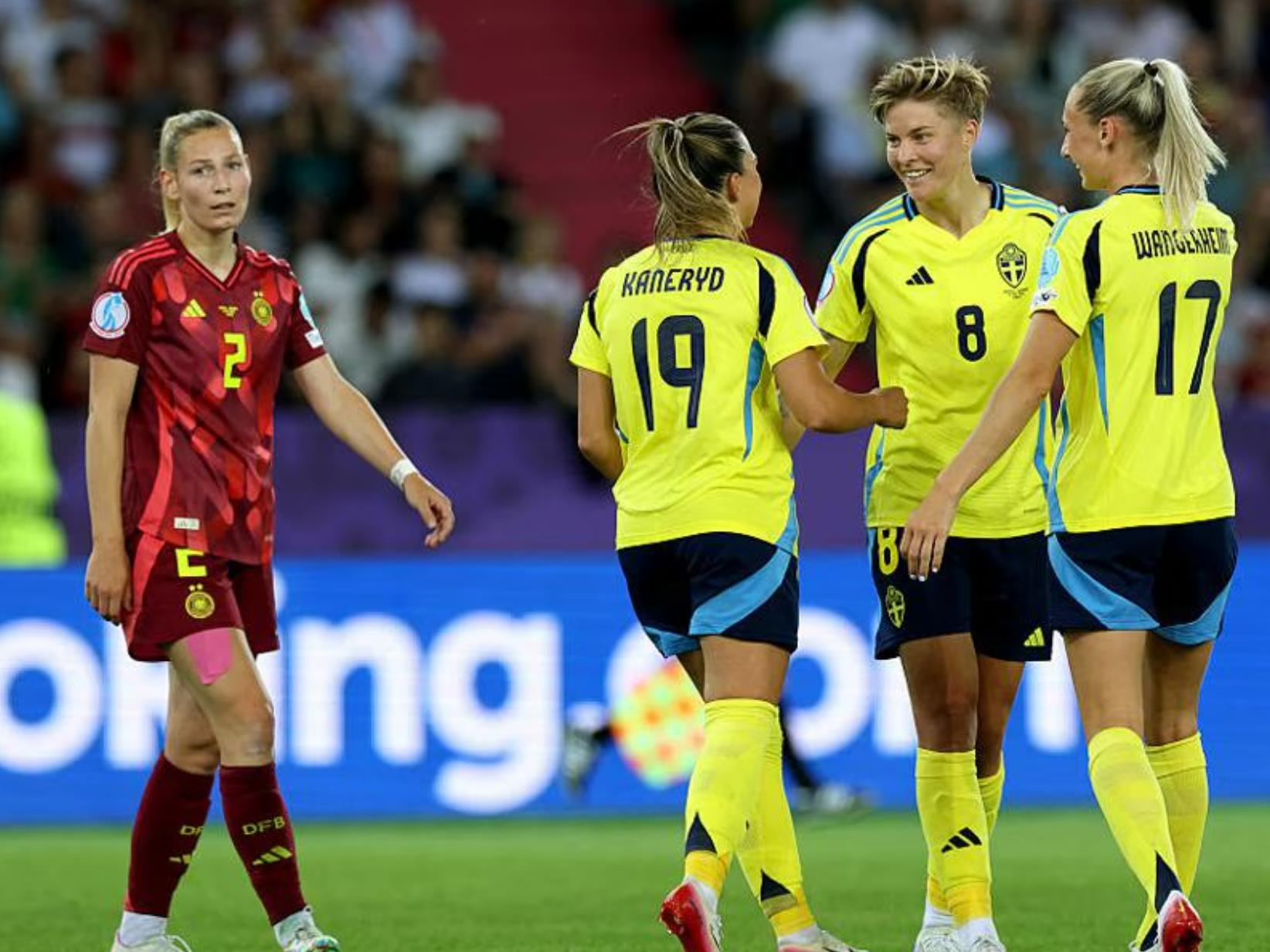 开云体育官方网站-瑞典大胜比利时，轻松晋级欧洲杯