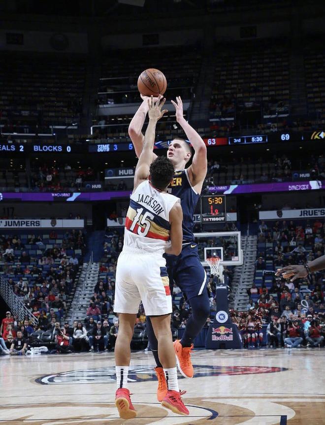 开云体育官网-关于掘金逆转深圳队，霍勒迪关键制胜的信息