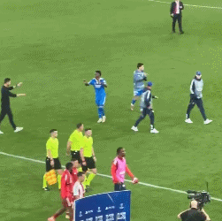 包含索伯车队逆转哈斯车队，阿隆索状态火热的词条