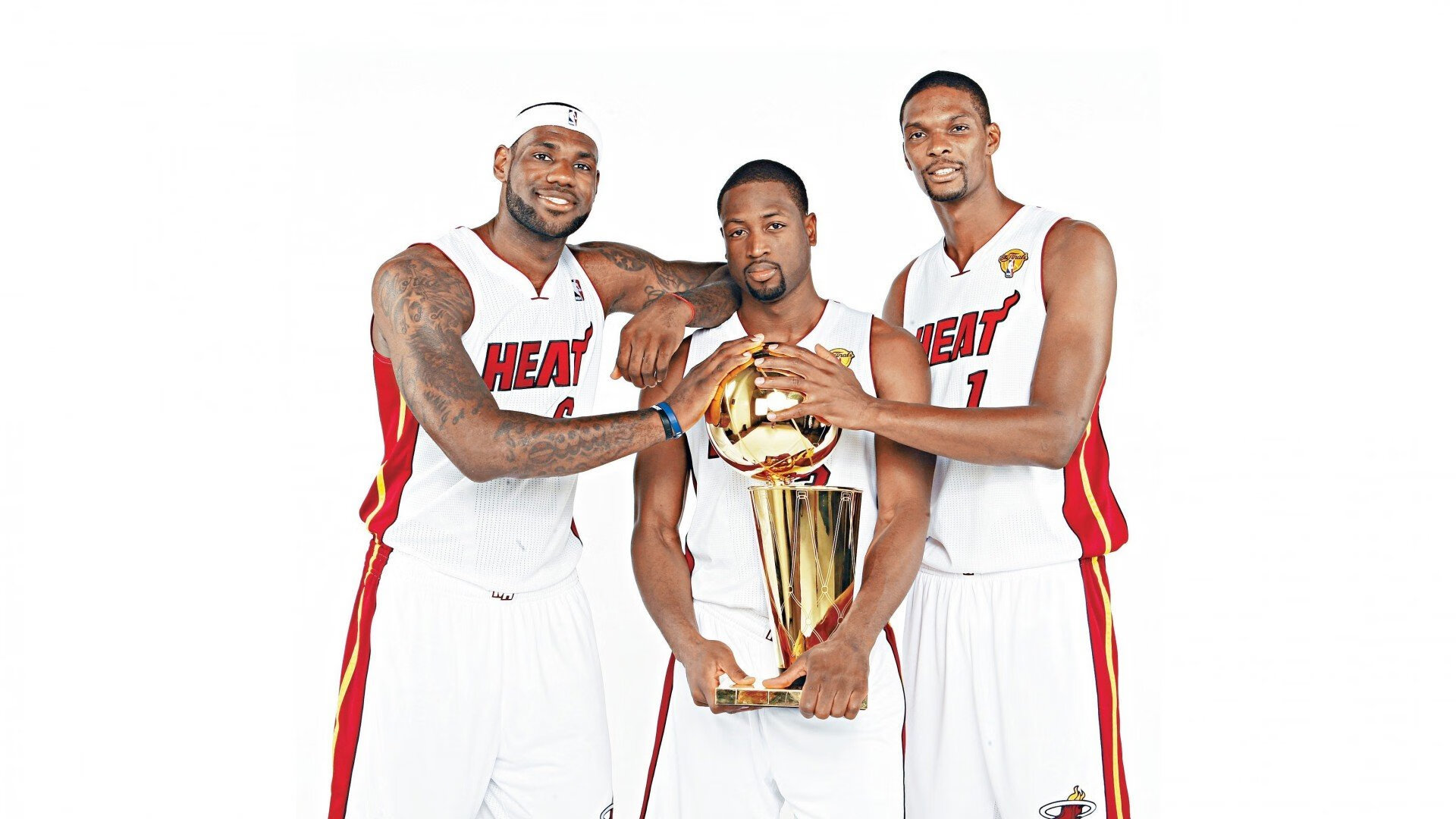 爵士战术体系全面压制骑士，爱德华兹关键表现成胜负手