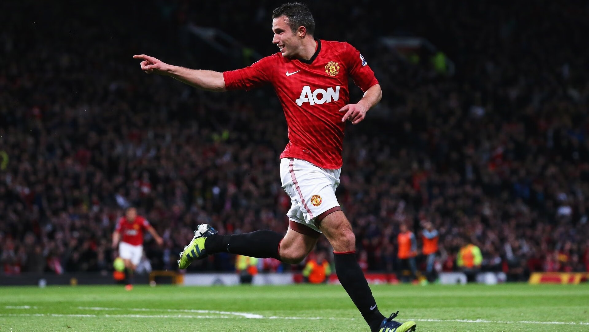 卡马文加奥运周期关键战接管比赛，威尔士击溃加纳奠定晋级基石